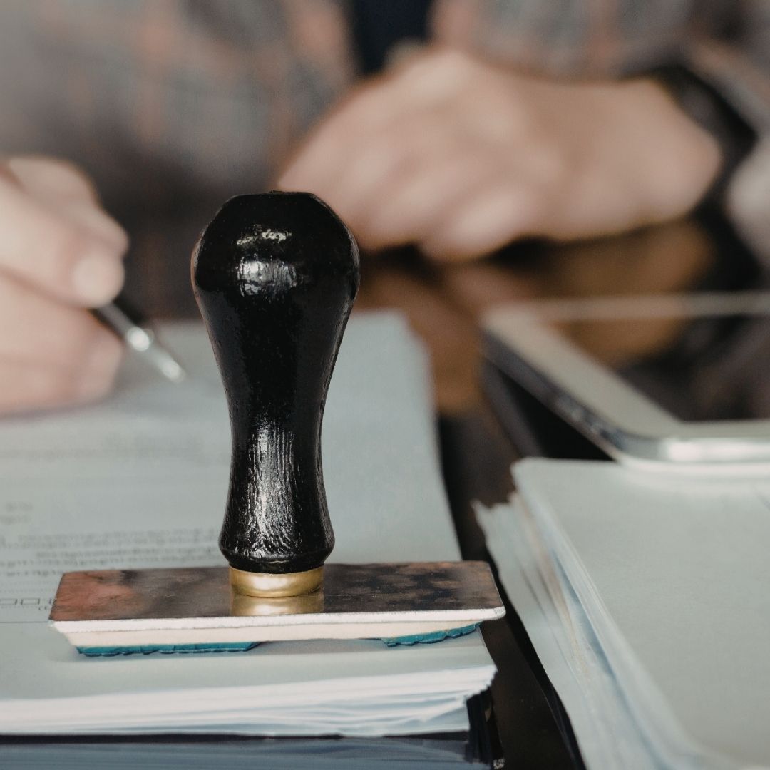 Medallion Signature Guarantee vs Other Secure Transfer Options